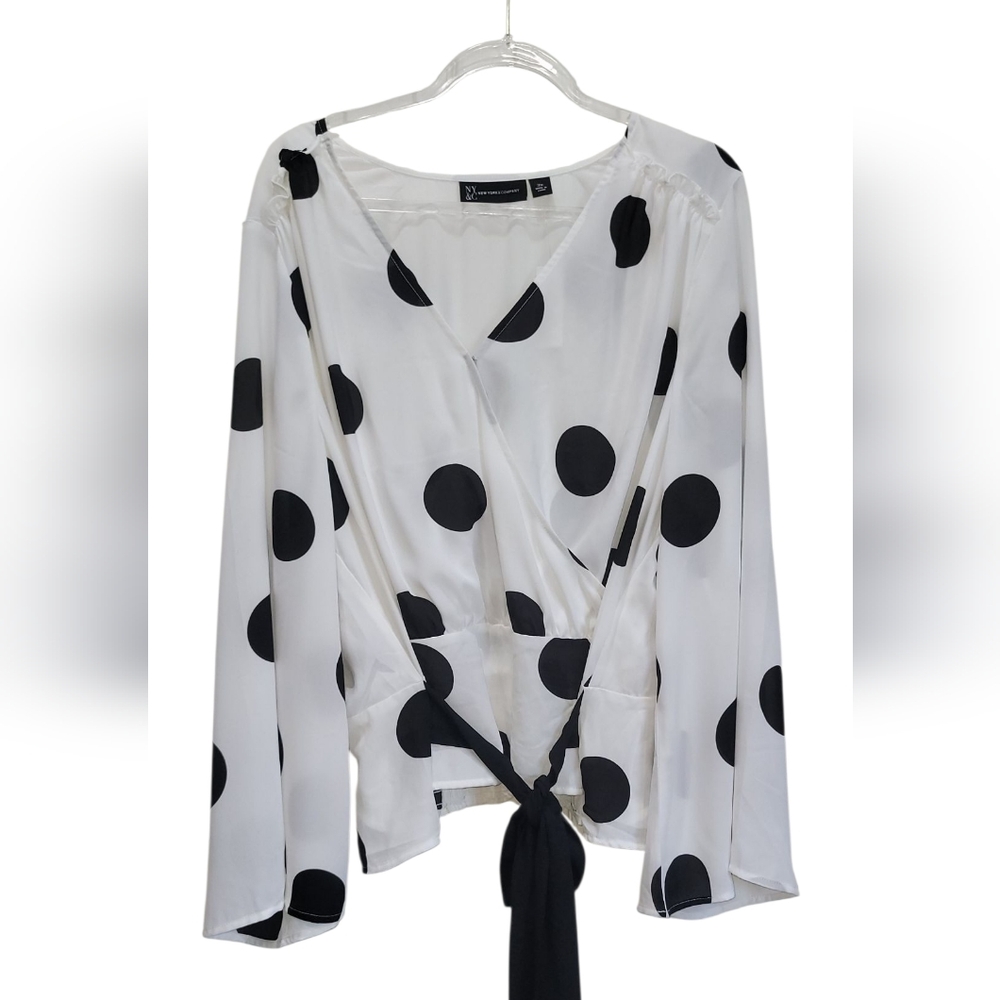 NWT 2X New York & Company Polka Dot Tie Waist Smock back Bell Sleeve Blouse